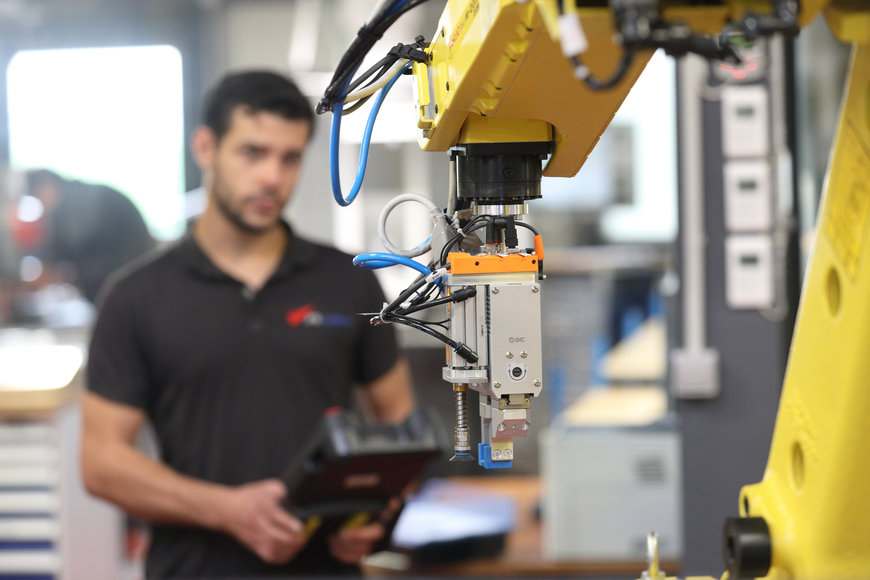 Rise of the Machines: Connecting the factory floor for improved performance and realisation of Industry 4.0